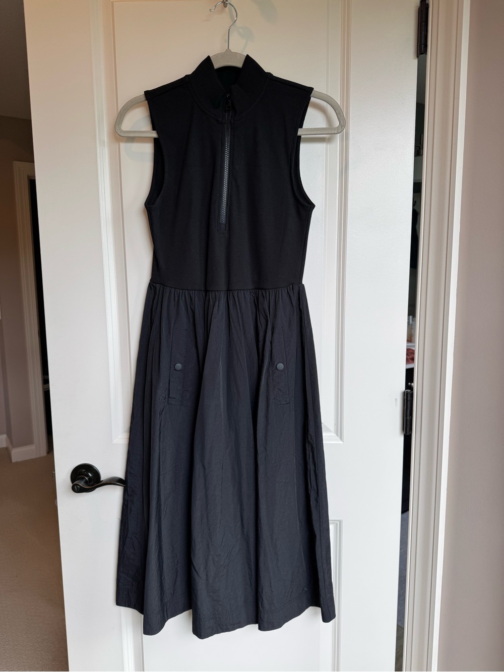 Steve Madden Sleeveless Black Midi Dress with Zip Front